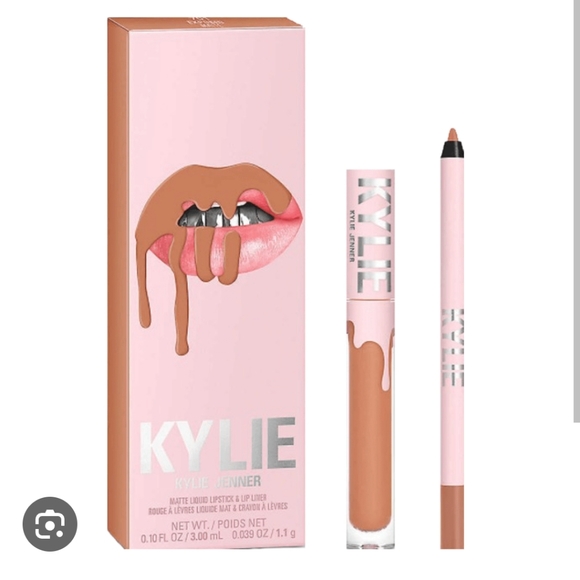 Kylie Jenner Cosmetics Lip Liner 701 "Exposed" - Picture 6 of 9